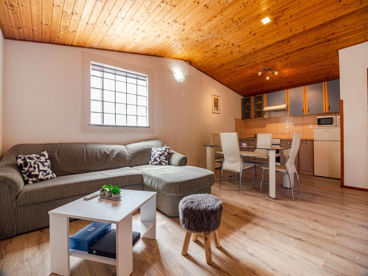 Apartmani Arijana Medulin Luaran gambar