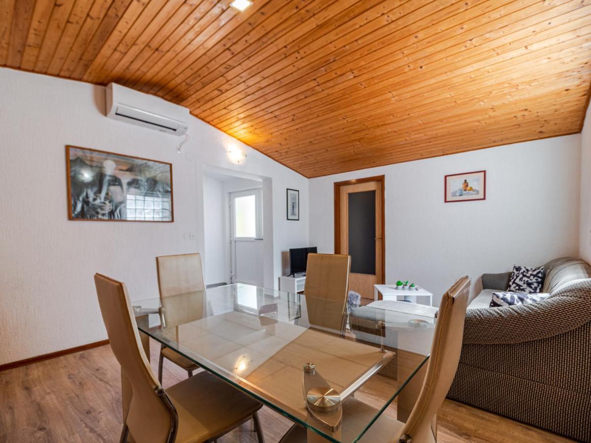 Apartmani Arijana Medulin Luaran gambar