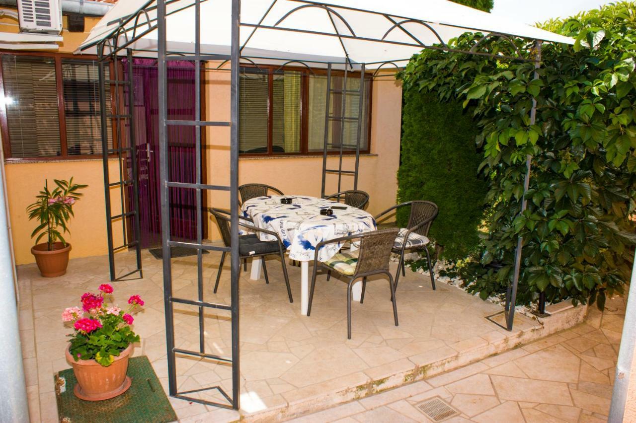 Apartmani Arijana Medulin Luaran gambar